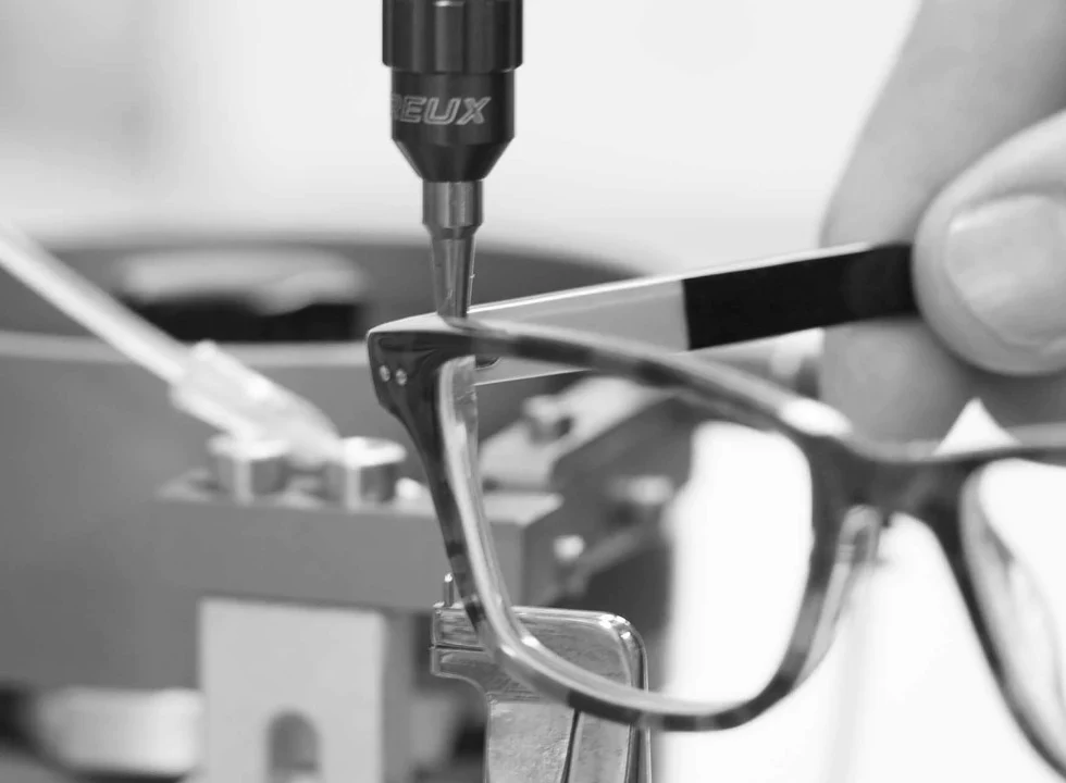 glasses_manufacture_1200x1200